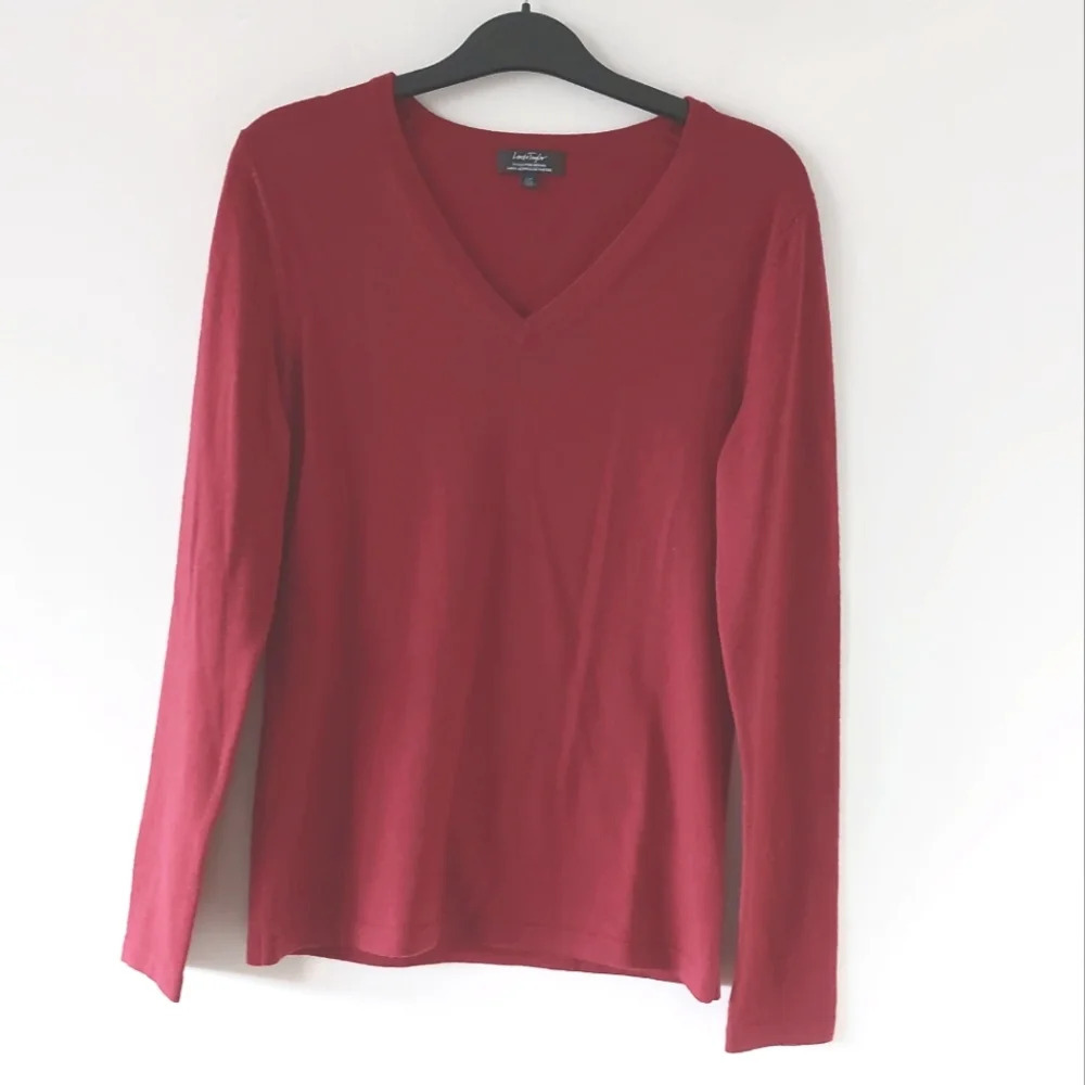 100% merino wool sweater size S